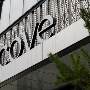 Cove Landmark Pinnacle Hotel